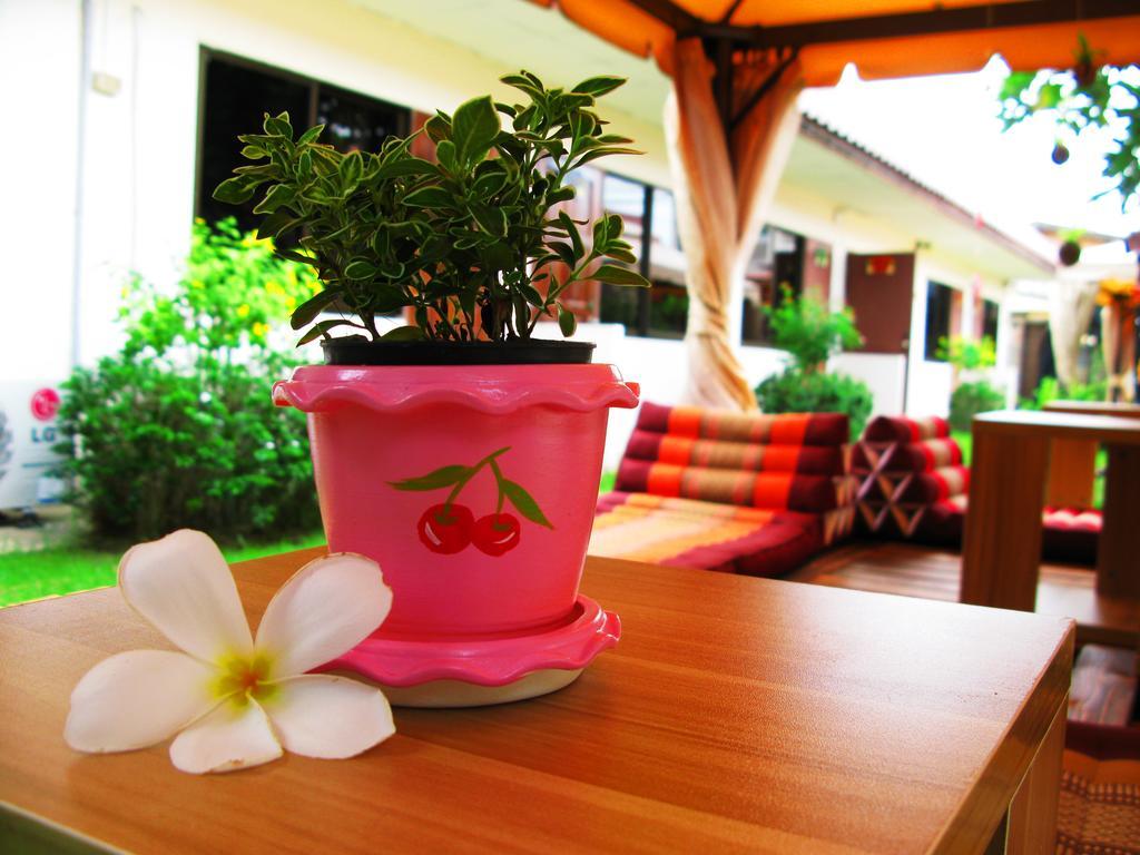 Hotel Cshouse Chiang Mai Exterior foto