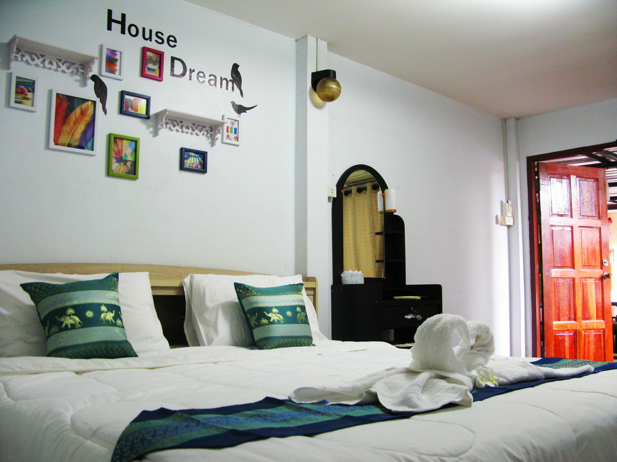 Hotel Cshouse Chiang Mai Exterior foto
