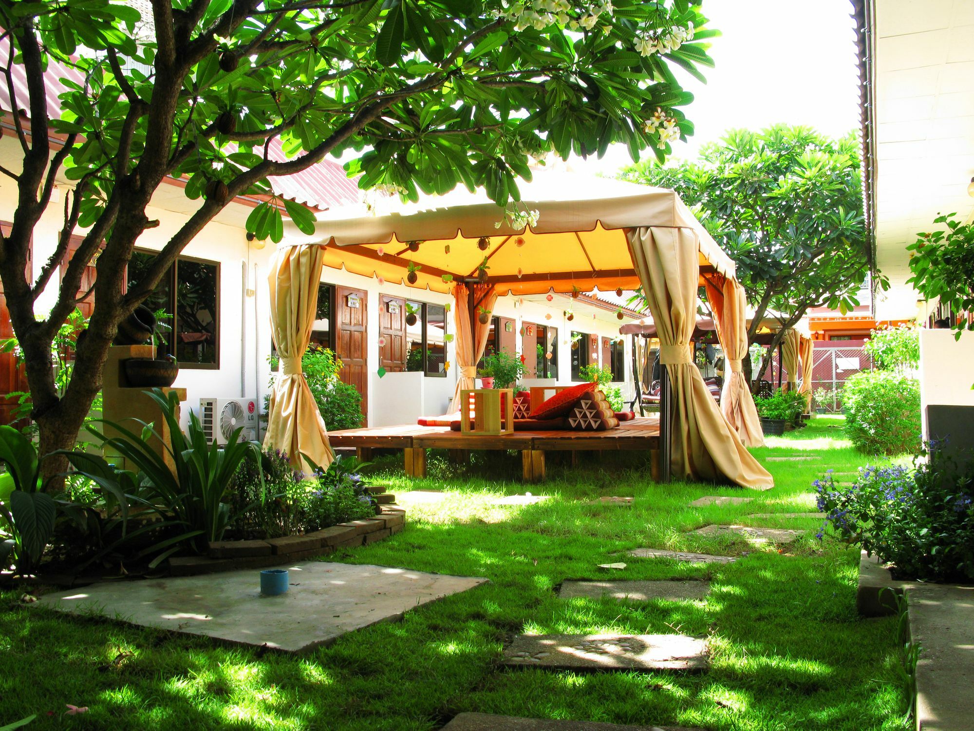 Hotel Cshouse Chiang Mai Exterior foto